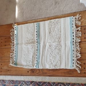 NEW 2x3 Boho Rug Bathmat - White & Turquoise